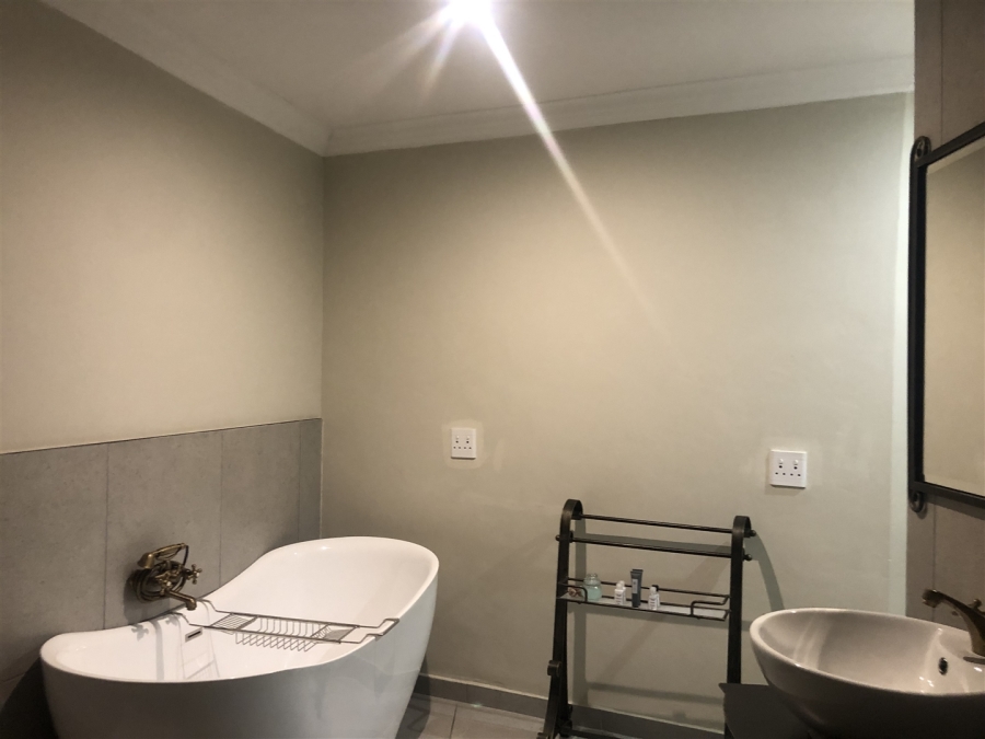 7 Bedroom Property for Sale in Parys Free State